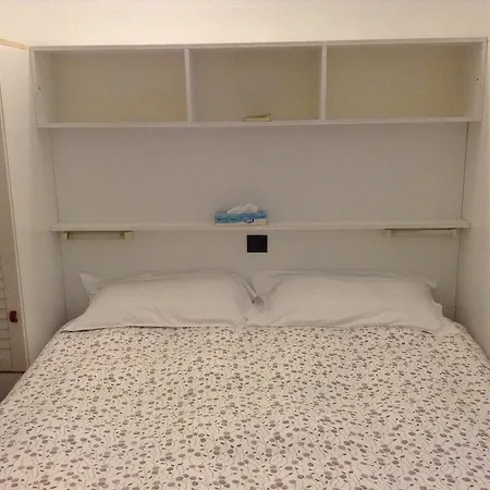 Flory Hotel 2*
